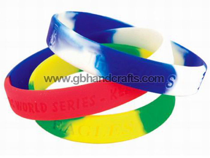2104 -  silicone braclet